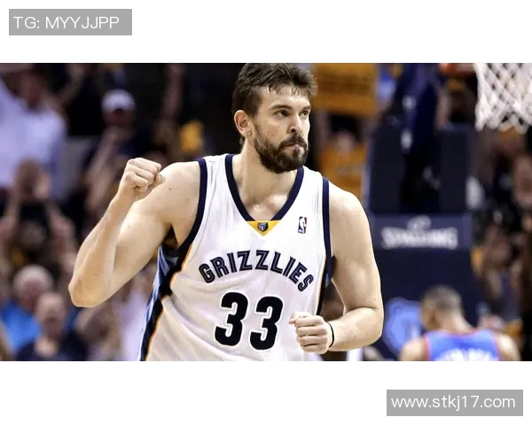 太阳队主教练马克·加索尔因家庭原因暂时离开球队,球迷应给予更多理解与支持